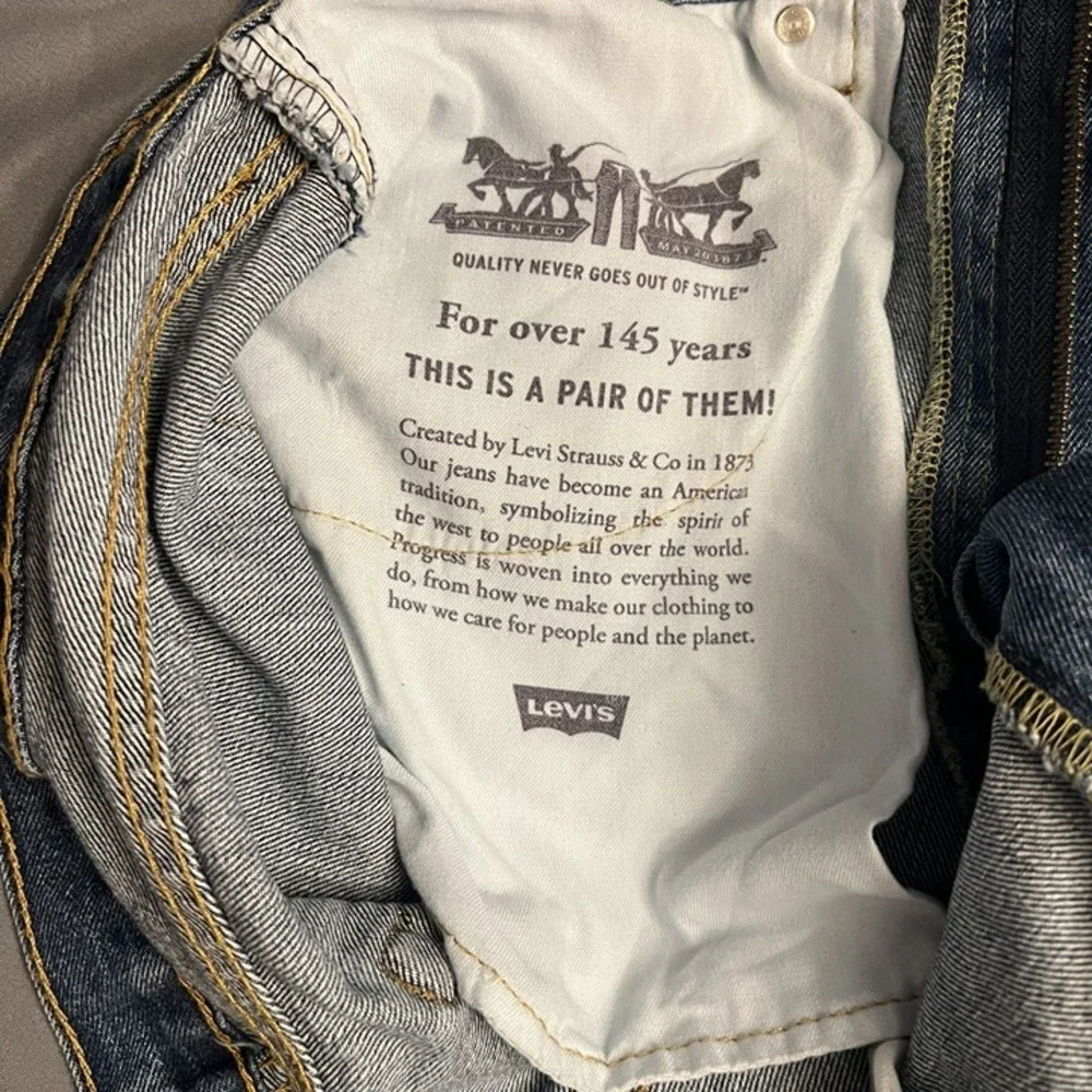 levis 550 relaxed fit jeans 36x34